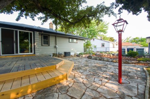 6716 78, Milwaukee WI 53223-4950 exterior