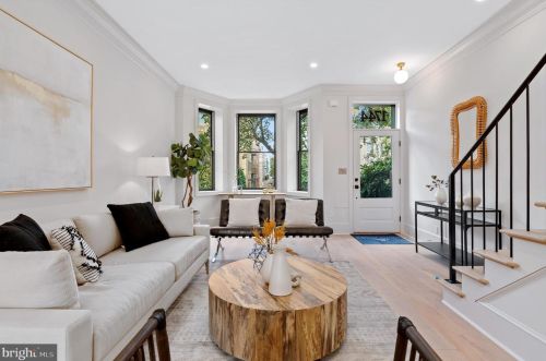 1744 T St, Washington DC 20009-7102 exterior