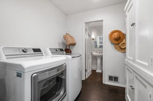 1733 Kellogg Spg Dr, Atlanta GA 30338-6008 exterior