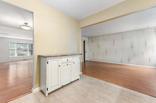 214 Allenberry Cir, Pittsburgh PA 15234-1002 exterior