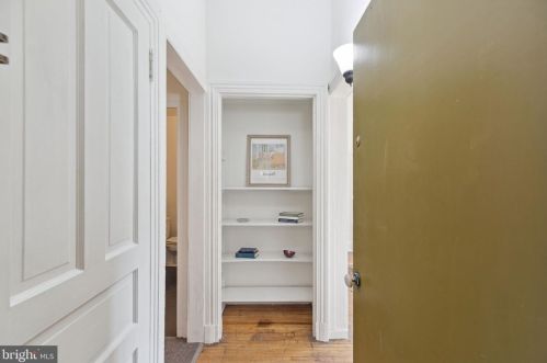 601 18 St, Philadelphia PA 19140-1013 exterior