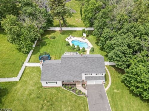 1925 Inverness Dr, Scotch Plains NJ 07076-2613 exterior