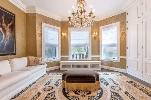 1521 State Pkwy, Chicago IL 60610-1613 exterior