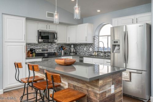 19025 36th Way, Phoenix, AZ 85050-2610