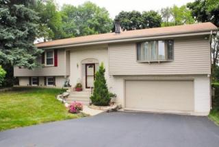 7942 Plainfield Ave, Milwaukee, WI 53220-2841