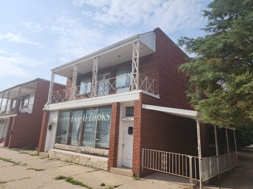 8426 Lisbon Ave, Milwaukee WI  53222-3727 exterior