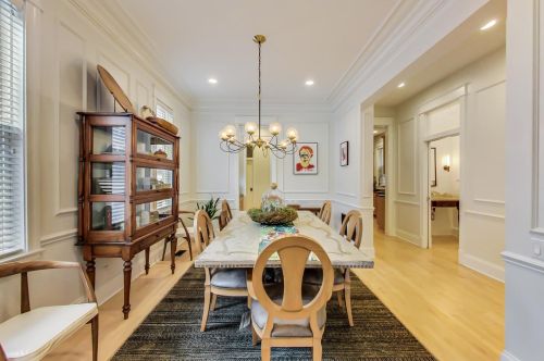 1840 Wellington Ave, Chicago IL 60657-4030 exterior