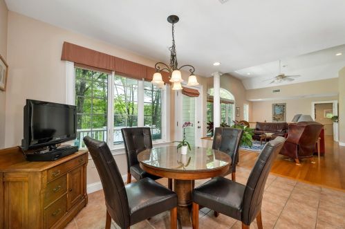 31 Sunset Ave, Concord NH 03301-2730 exterior