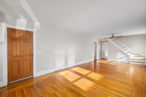 65 Capitol Vw Ave, Providence RI 02911 exterior