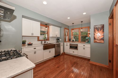 2508 Lefeber Ave, Milwaukee WI 53213-1222 exterior