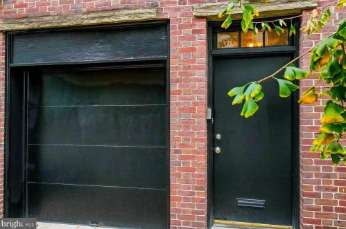 1940 Delancey Pl, Philadelphia, PA 19103-6612