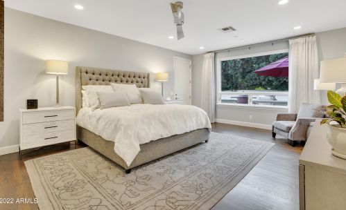 5828 3rd Ave, Phoenix AZ 85086-7201 exterior