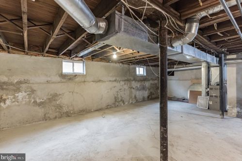 161 27 St, Camden NJ 08105-3927 exterior