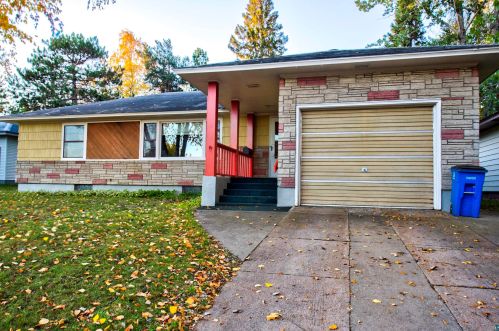 534 Boundary St, Ely, MN 55731-1523