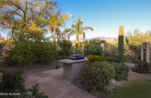 11438 Mtn Breeze Dr, Tucson AZ 85737-7247 exterior