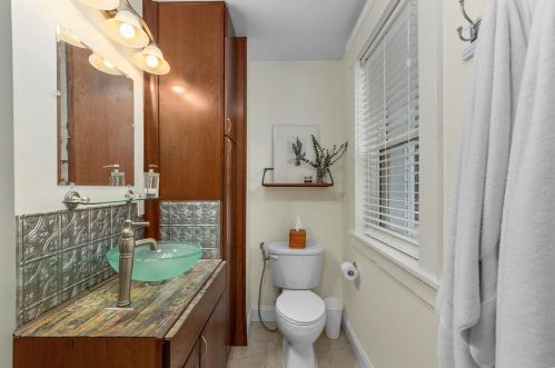 1912 Mccausland Ave, Saint Louis MO 63117-1906 exterior