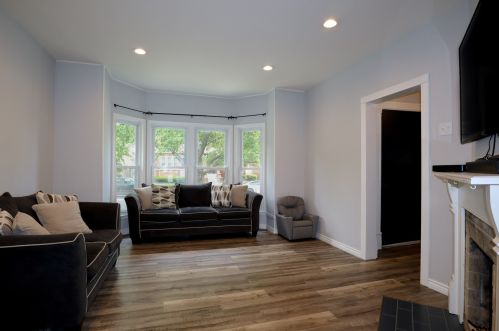 3521 64th St, Chicago, IL 60629-3729