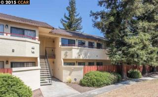 5095 Valley Crest Dr, Concord, CA 94521-4921