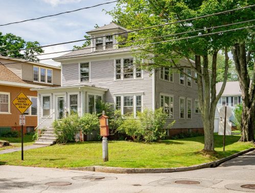 166 Massachusetts Ave, Portland, ME 04102-2516