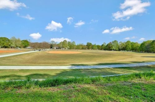 955 Juniper St, Atlanta GA 30309-5123 exterior