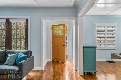 607 Morningside Dr, Atlanta, GA 30324-5218