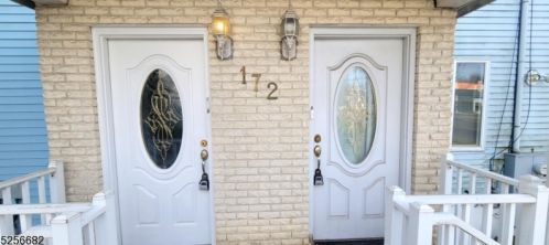 172 Central Ave, Metuchen NJ  08840-1245 exterior