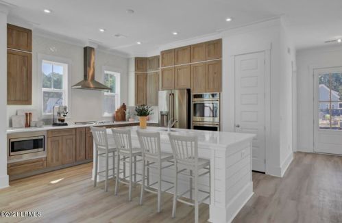 32 Great Heron Way, Bluffton SC 29909-7047 exterior