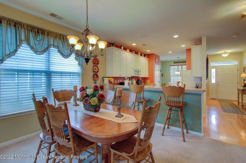 7 Cromwell Ln, Jackson Twp NJ 08527-4687 exterior