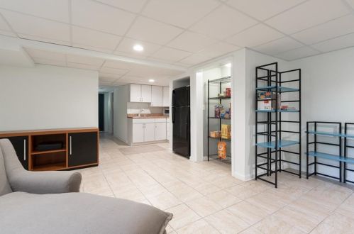 2519 Clairmont Rd, Atlanta GA 30329-2713 exterior