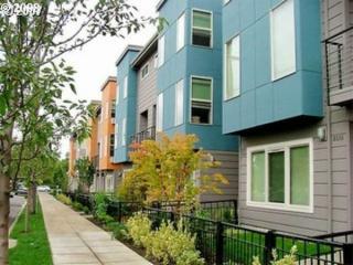 8024 Burlington Ave, Portland OR  97203-3737 exterior