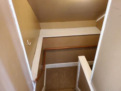 55 Lorenzo St, Torrington CT 06790-3644 exterior