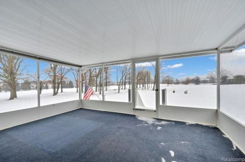 418 Devonshire Dr, Lake Nepessing MI 48446-4796 exterior