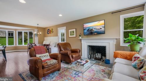 26 Penn Charter Dr, Media PA 19063-4618 exterior