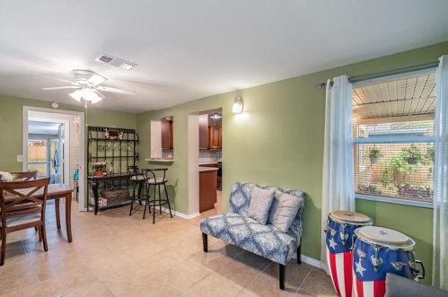 1603 Henry Ave, Tampa FL 33603-1110 exterior