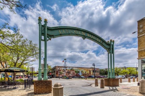 4727 Artesian Ave, Chicago IL 60645-5302 exterior