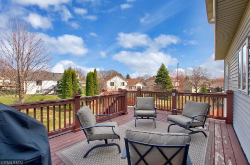 649 Falcon Rdg Rd, Saint Paul MN 55125-1458 exterior