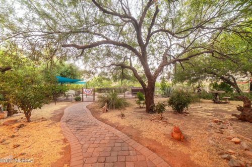 5470 Edwin Rd, Tucson AZ 85739-1924 exterior