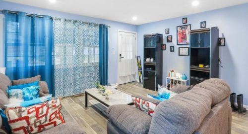 2576 Abner Pl, Atlanta GA  30318-9202 exterior