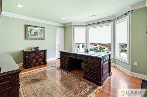 21 Southfield Rd, Edison NJ 08820-3141 exterior