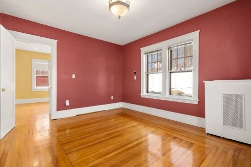 53 Chatanika Ave, Worcester MA 01602-1110 exterior