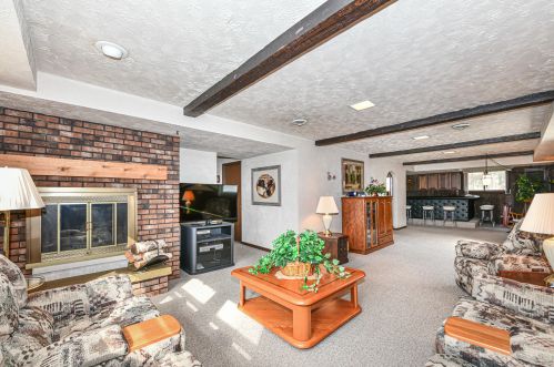 12024 Cleveland Ave, Milwaukee WI 53227-2908 exterior