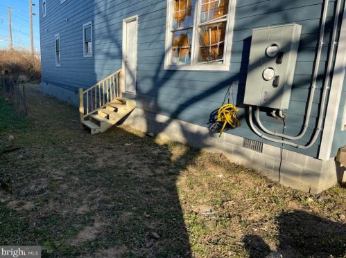 4404 Lee St, Washington DC 20019-3834 exterior