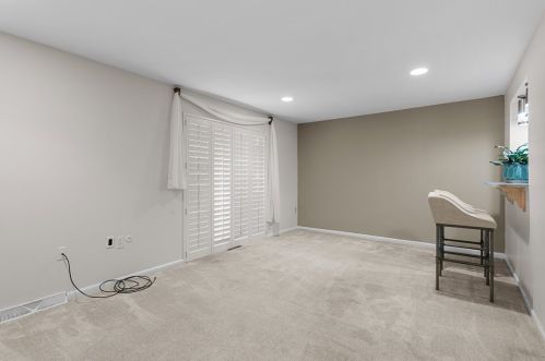 155 Linden Ct, Pittsburgh PA 15237-2623 exterior