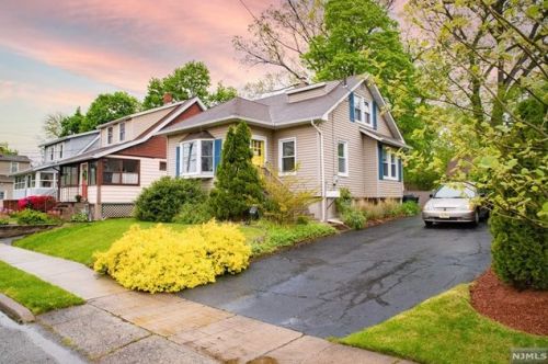 151 9th Ave, Paterson, NJ 07506-1641