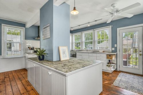 81 Clark St, Milford CT 06460-3202 exterior