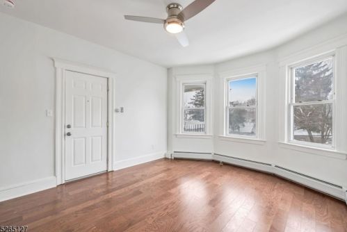 99 Mohawk Ave, Paterson NJ  07506-3728 exterior