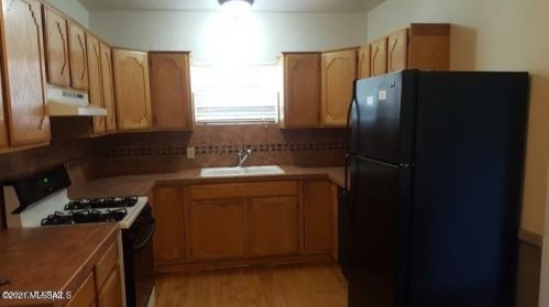 2050 8th St, Tucson AZ  85719-5615 exterior