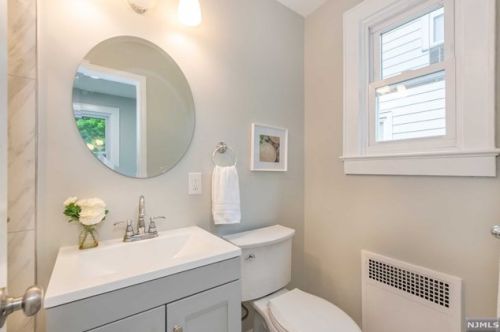 765 Salem St, Teaneck NJ 07666-5321 exterior