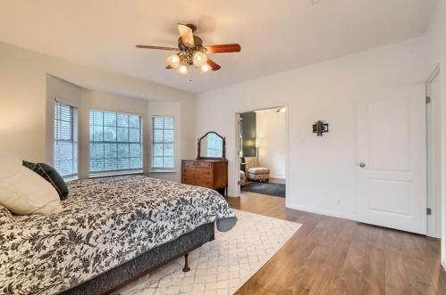 8514 Frst Hts Ln, Austin TX 78749-3500 exterior