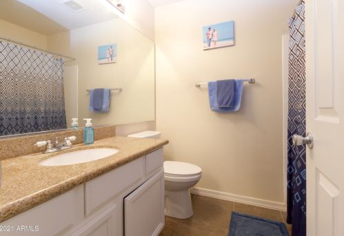 711 Los Arboles Ct, Chandler AZ 85225-0948 exterior